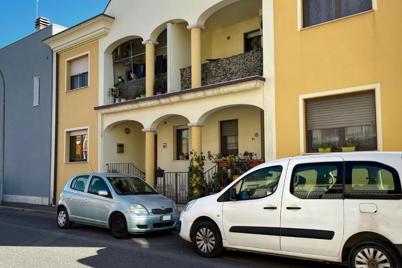 Aristanis Home Vacation Apartment Oristano Exterior photo