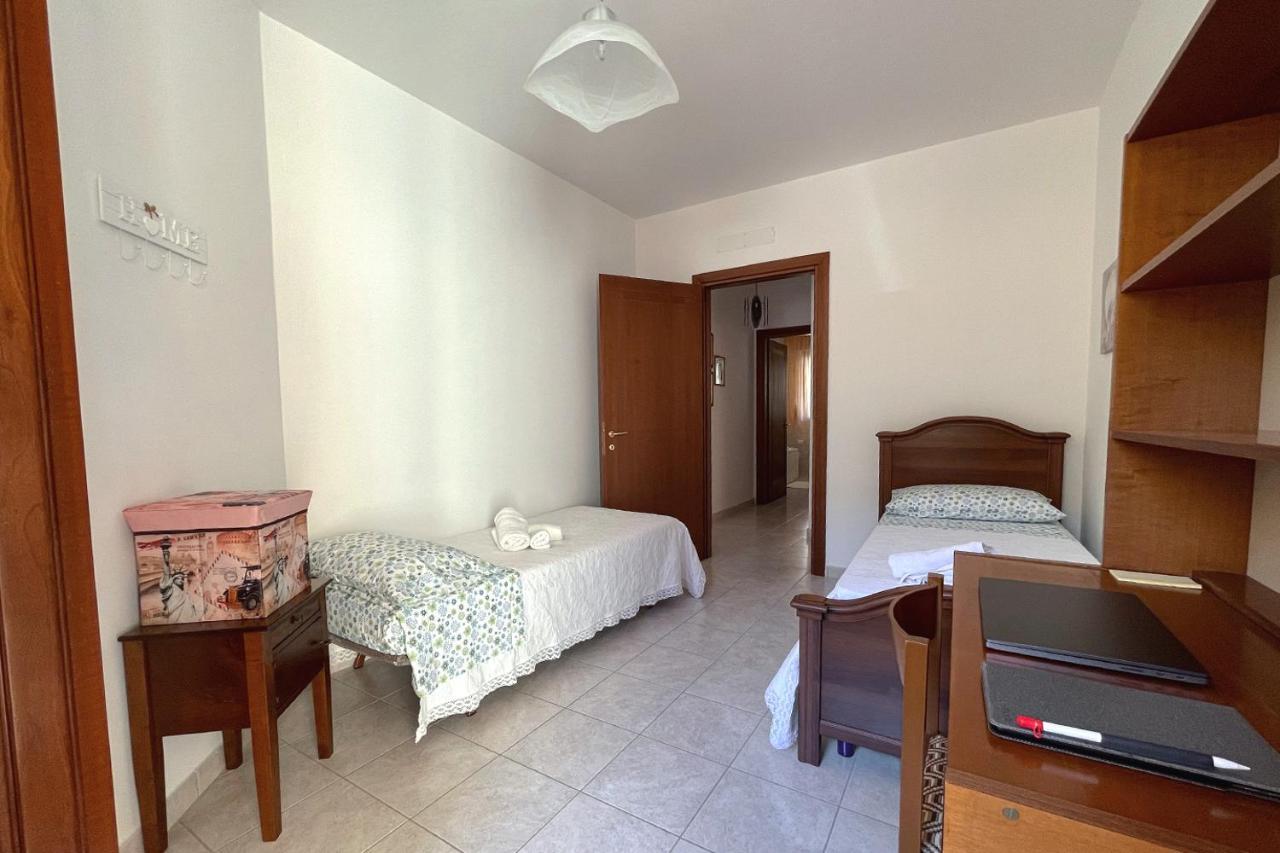 Aristanis Home Vacation Apartment Oristano Exterior photo
