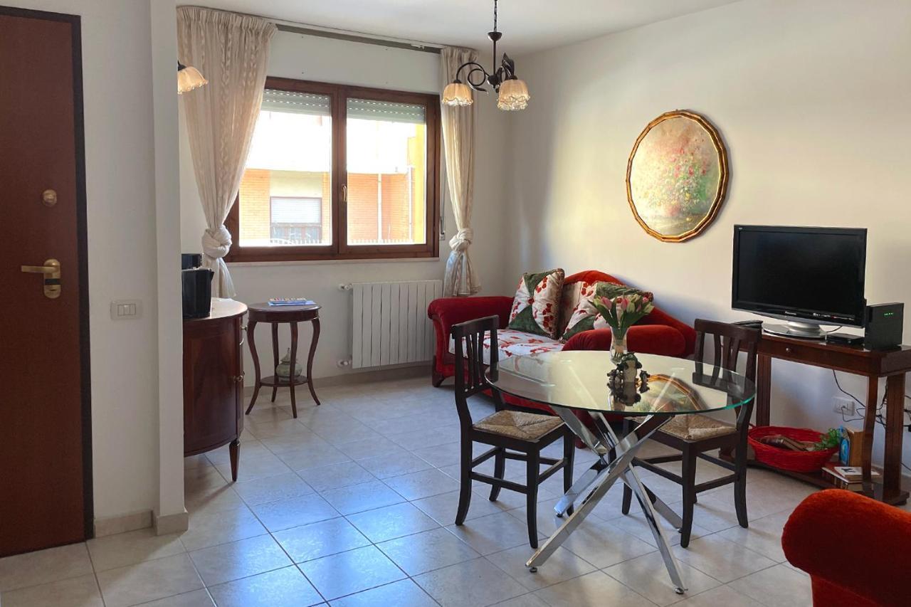 Aristanis Home Vacation Apartment Oristano Exterior photo